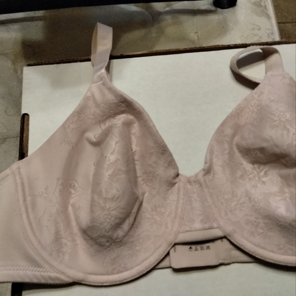 Sold - Picture 3 of 6